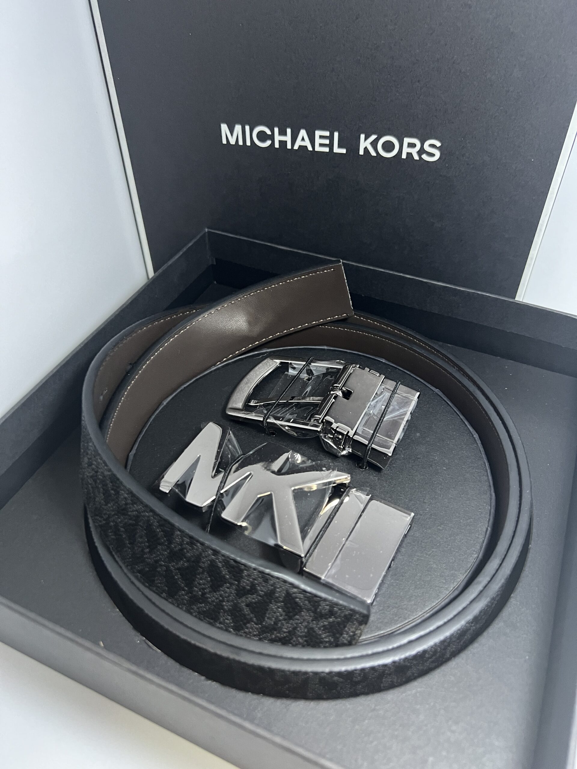 Michael Kors Box 4 in 1 Men Reversible Belt Black - Image 2