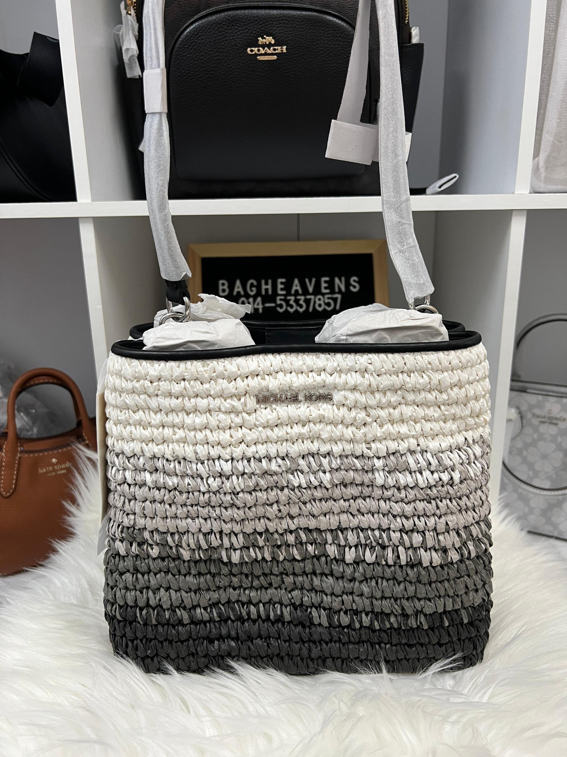 MK Medium Pratt Straw Bucket Bag