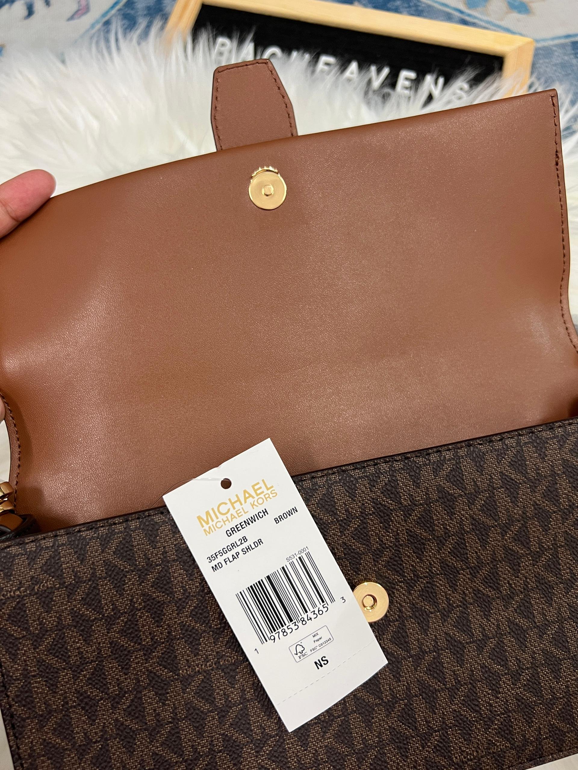 MK Greenwich Medium Flap Shoulder Bag - Image 6